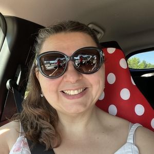 Meet your Posher, Dani